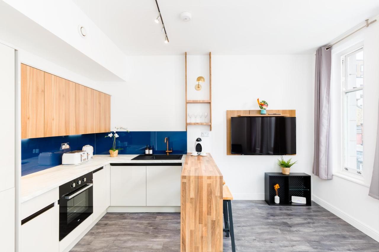 Indigo Apartment Бирмингем Экстерьер фото