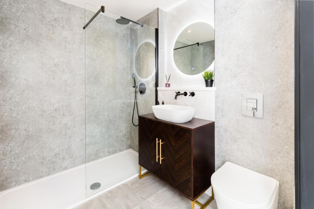Indigo Apartment Бирмингем Экстерьер фото